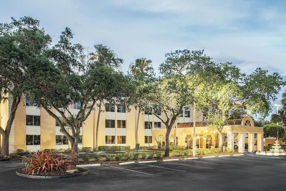 La Quinta By Wyndham Fort Lauderdale Tamarac Екстериор снимка