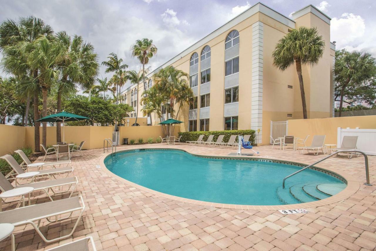 La Quinta By Wyndham Fort Lauderdale Tamarac Екстериор снимка